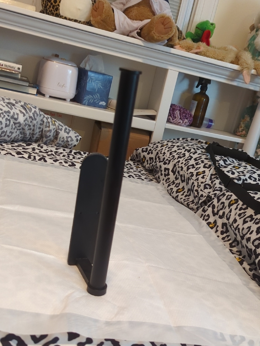 Black Paper Towel Holder